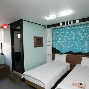 Airport Mira Guest house Jeju