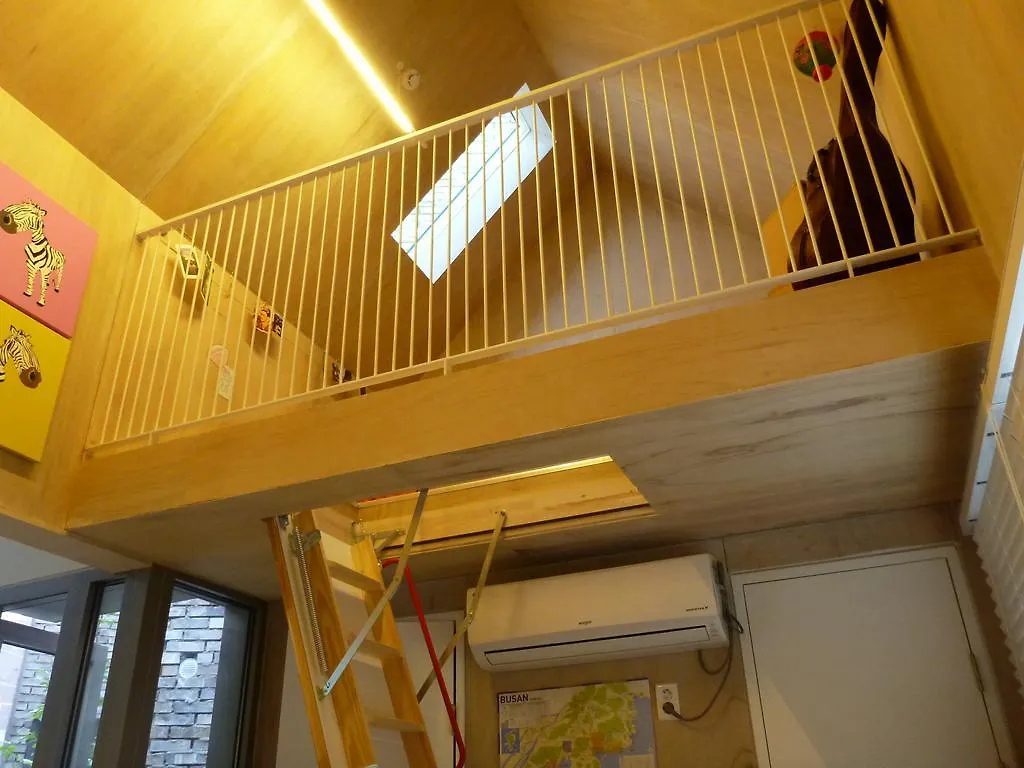 Inside Busan Hostel 0*,