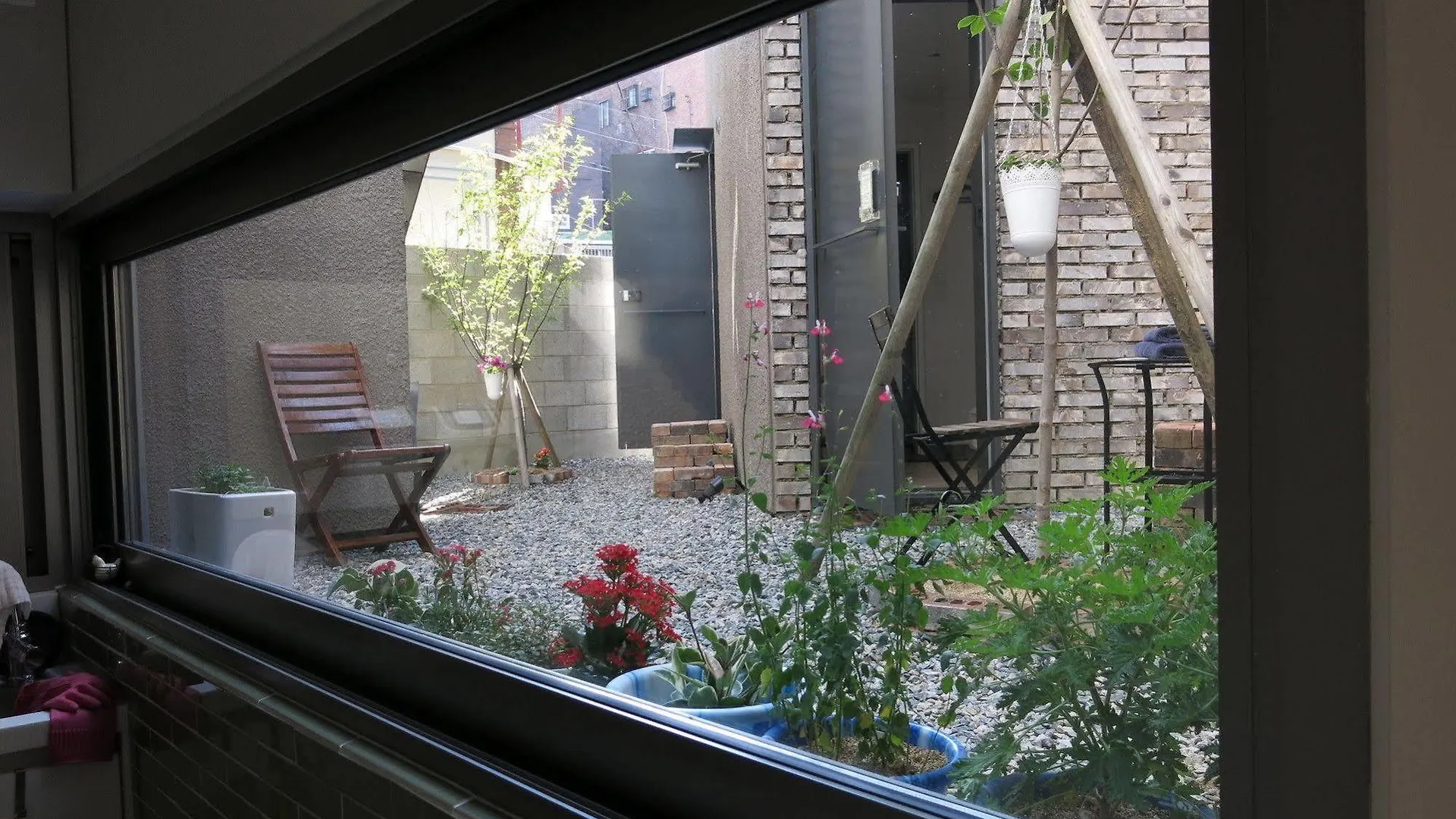 Inside Busan Hostel 0*,