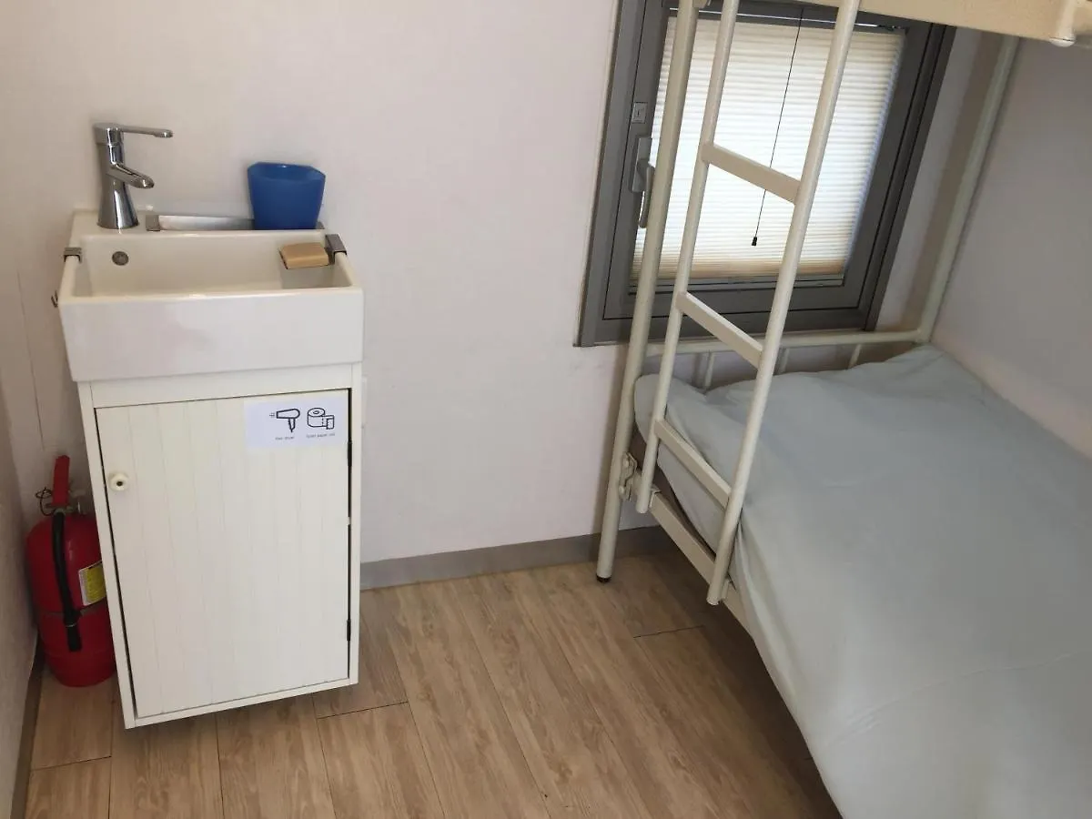 Inside Busan Hostel 0*,